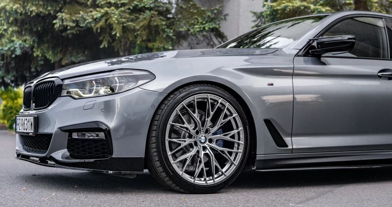 BMW Seria 5 cena 129999 przebieg: 197000, rok produkcji 2017 z Rzeszów małe 781